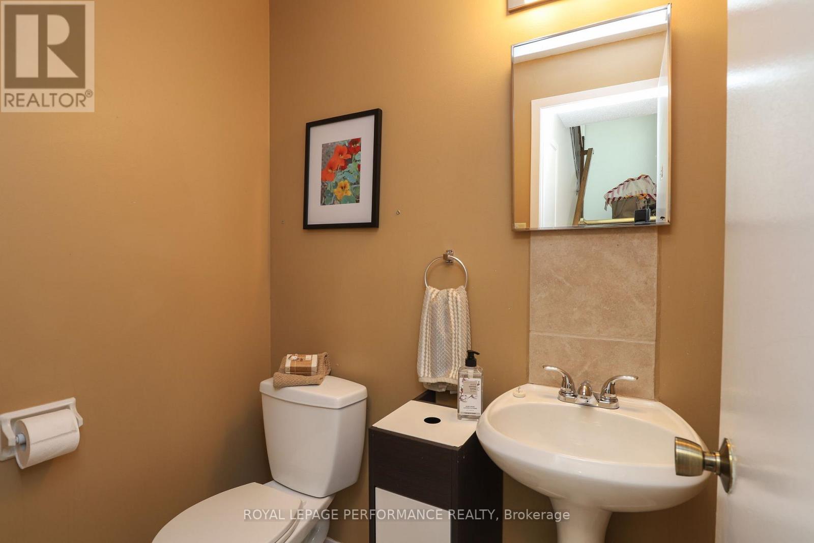 Photo 22 of A 2 Lovell Lane, Ottawa ON