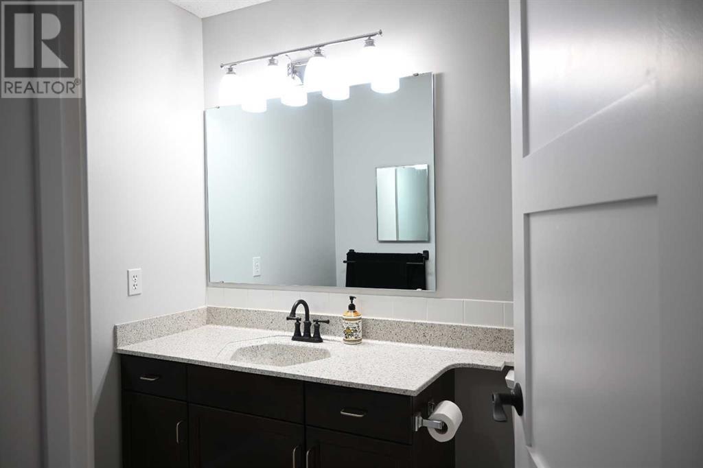 Single Family House for Sale in  Hawkstone Manor NW Hawkwood Calgary 