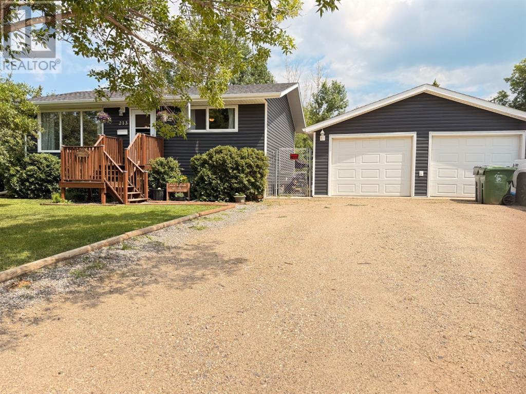 Photo 1 of 213 3 Street W, Lashburn SK