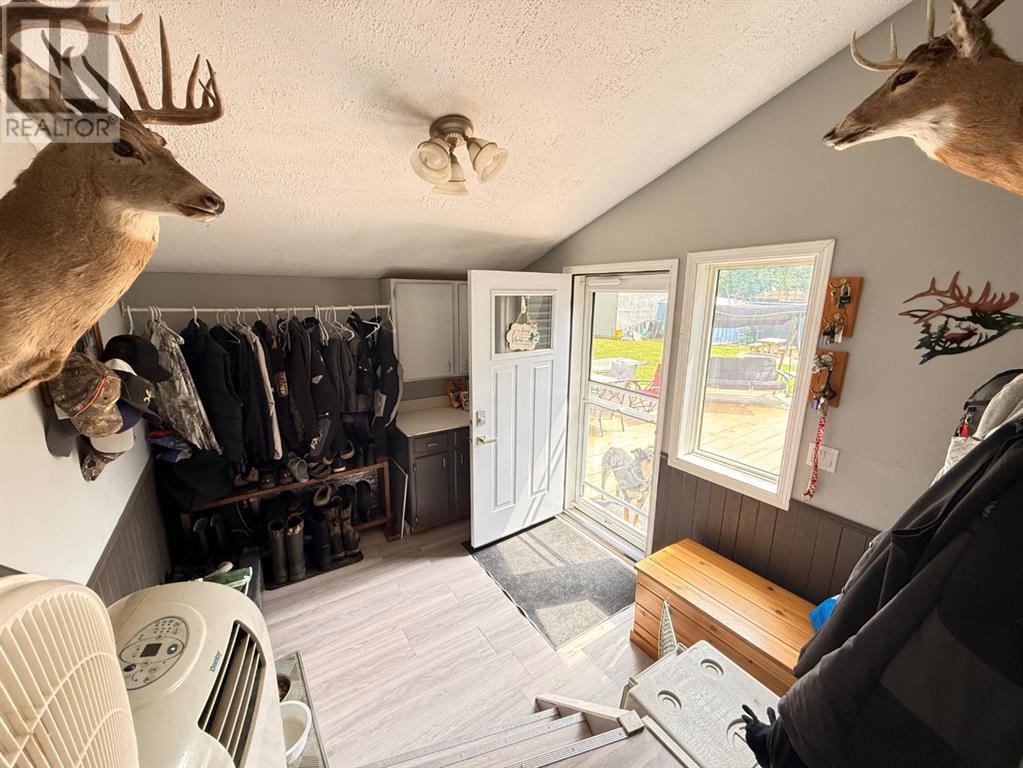 Photo 18 of 213 3 Street W, Lashburn SK
