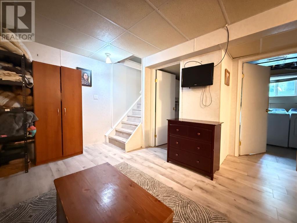 Photo 21 of 213 3 Street W, Lashburn SK