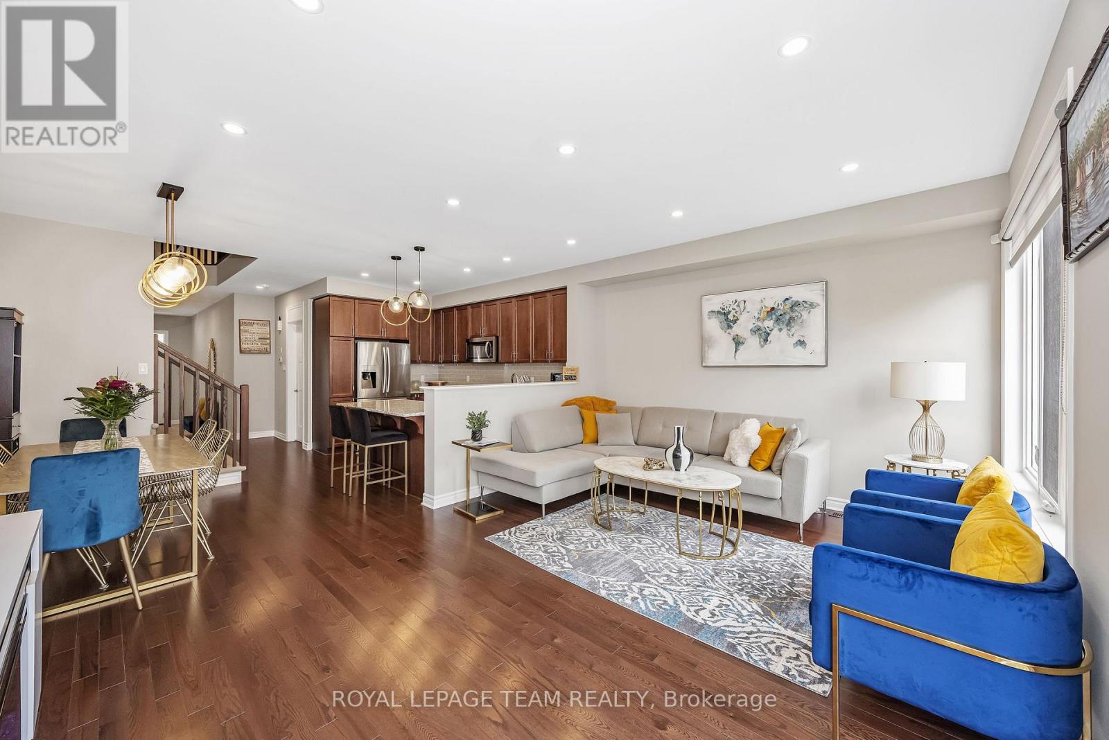 Photo 17 of 526 Edenwylde Drive, Ottawa ON