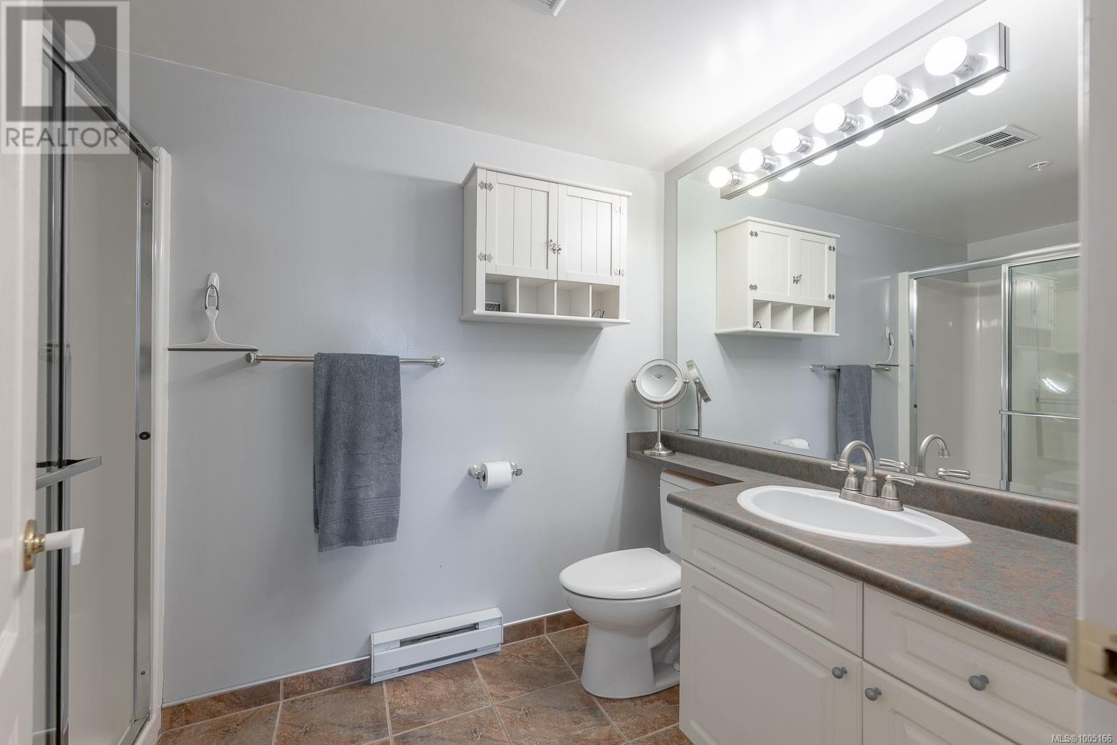 Photo 7 of 301 24 Prideaux St, Nanaimo BC