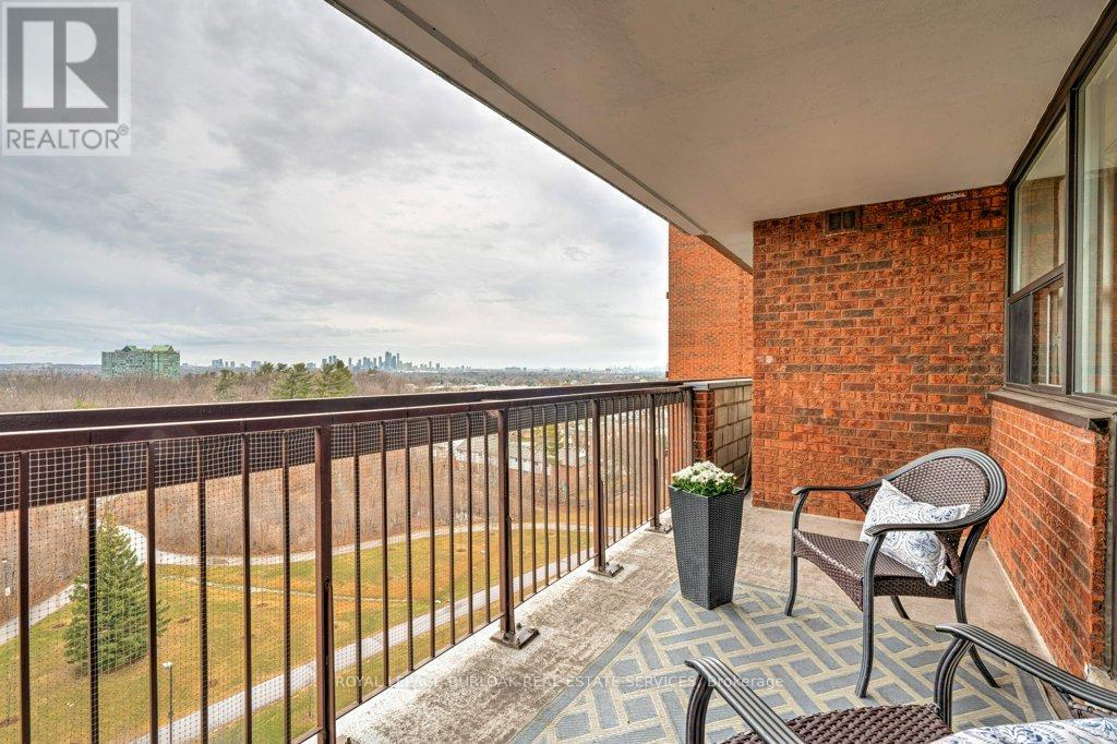 Photo 31 of 1009 3501 Glen Erin Drive, Mississauga ON