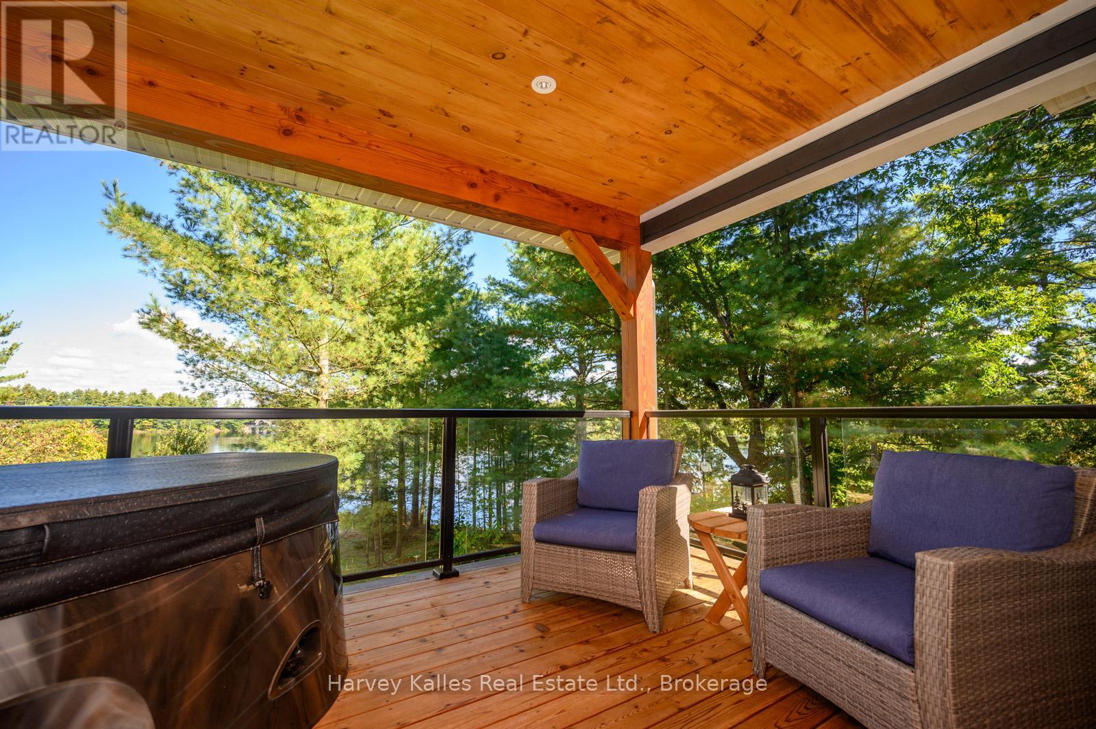 1045 LAKESHORE DRIVE