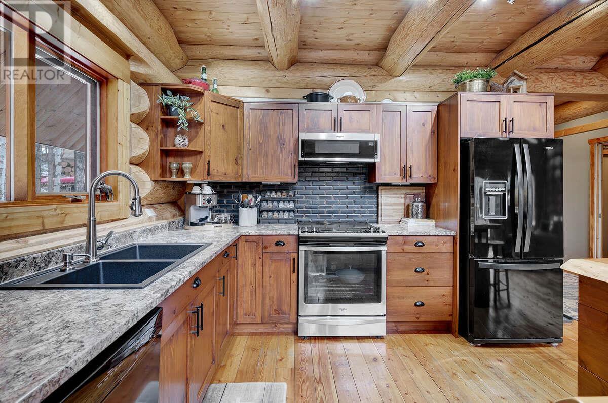 3729 Ridgemont Drive, Kamloops