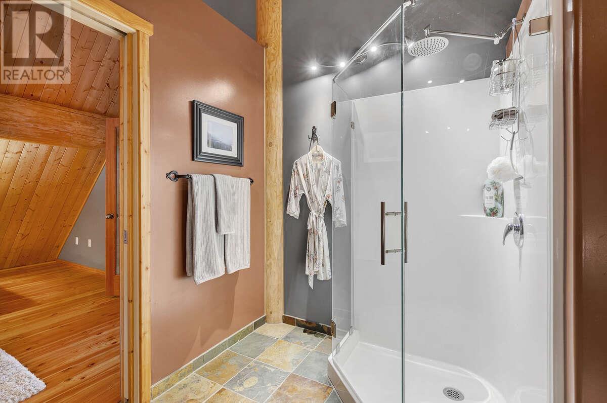 3729 Ridgemont Drive, Kamloops