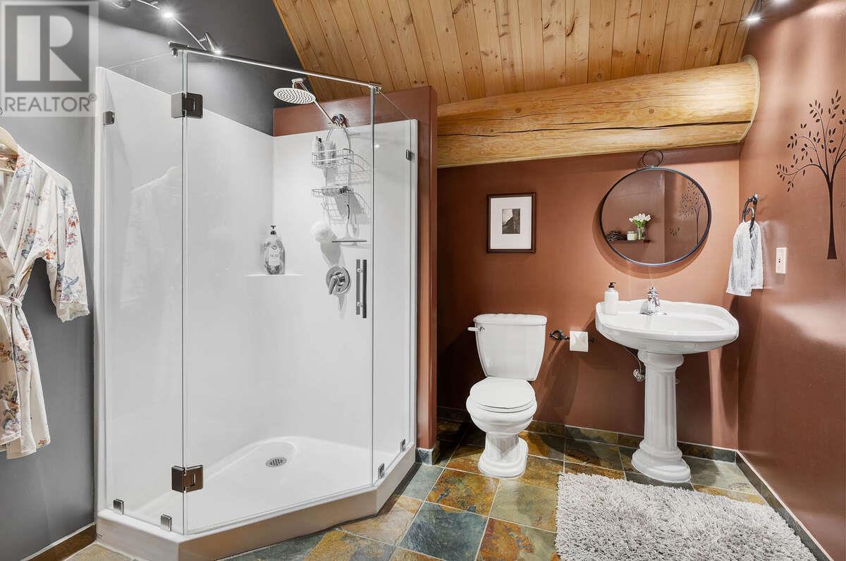 3729 Ridgemont Drive, Kamloops