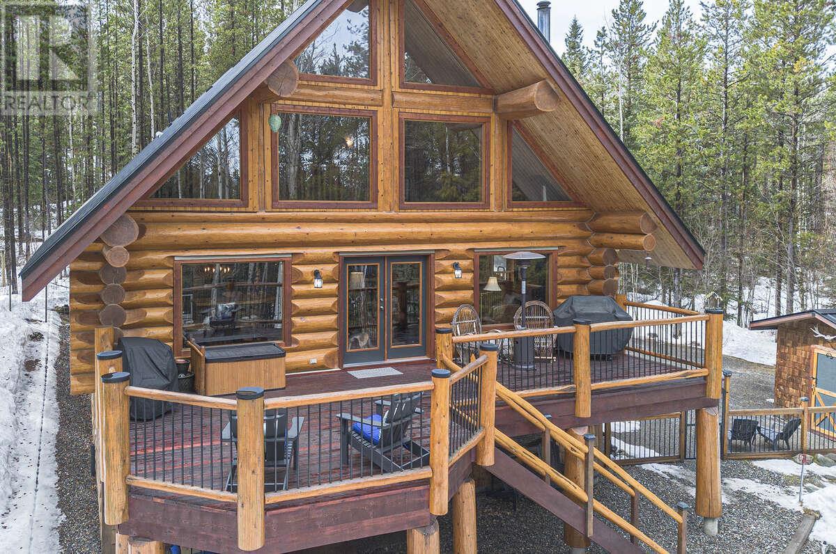 3729 Ridgemont Drive, Kamloops