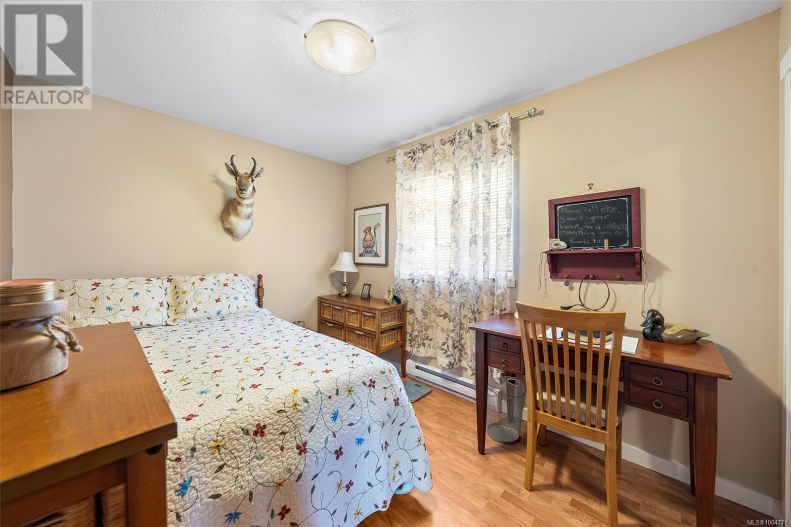 Photo 20 of 290 Carnell Dr, Lake Cowichan BC