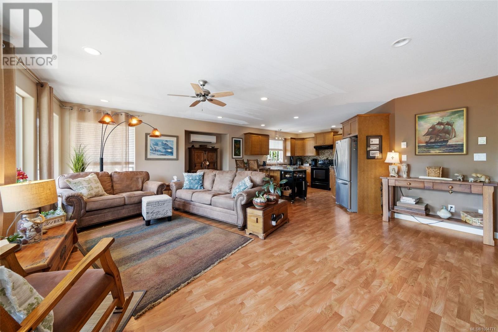Photo 44 of 290 Carnell Dr, Lake Cowichan BC