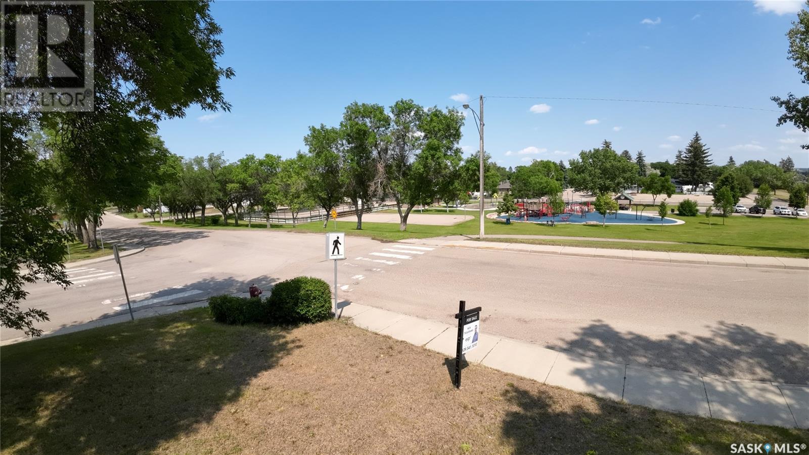 Single Family House for Sale in  rd AVENUE NE Swift Current 