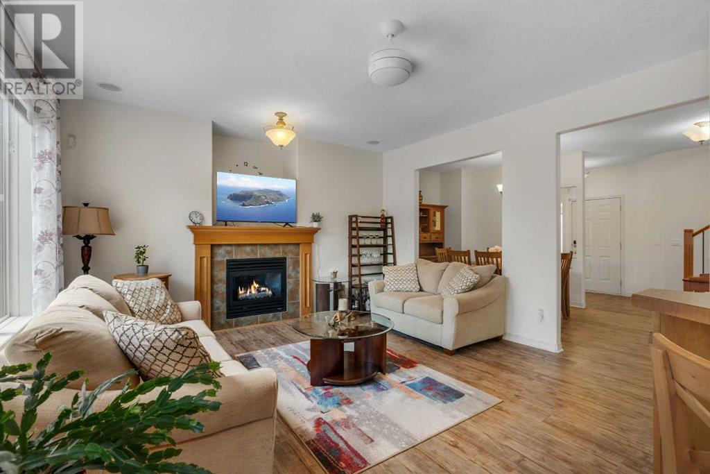 Single Family House for Sale in  Rockbluff Place NW Rocky Ridge Calgary 