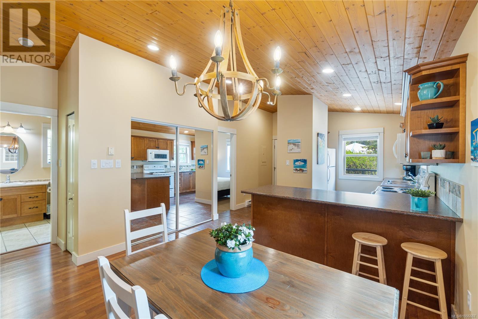 Photo 11 of 113 1080 Resort Dr, Parksville BC