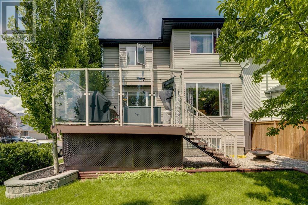 Single Family House for Sale in  Rockbluff Place NW Rocky Ridge Calgary 