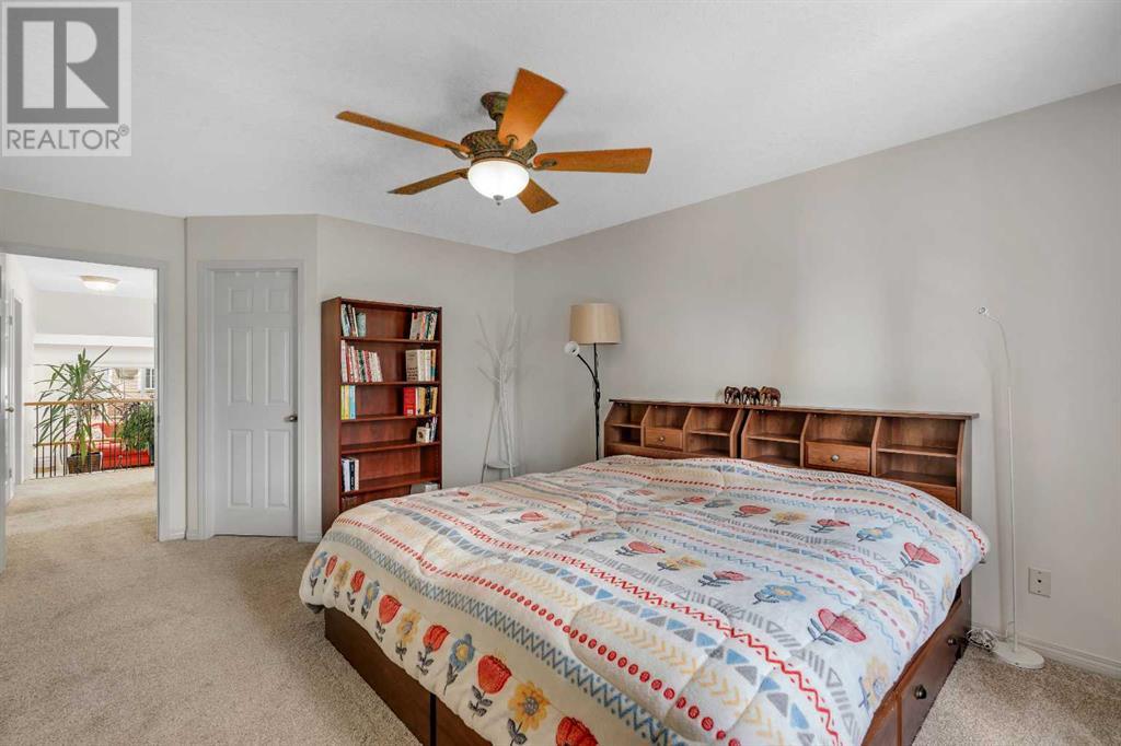 Single Family House for Sale in  Rockbluff Place NW Rocky Ridge Calgary 