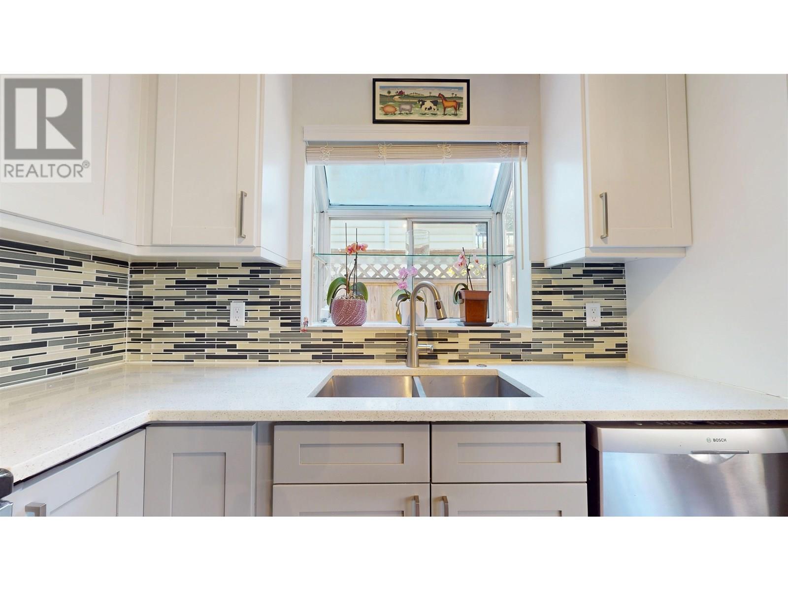 Photo 9 of 2983 Walton Avenue, Coquitlam BC