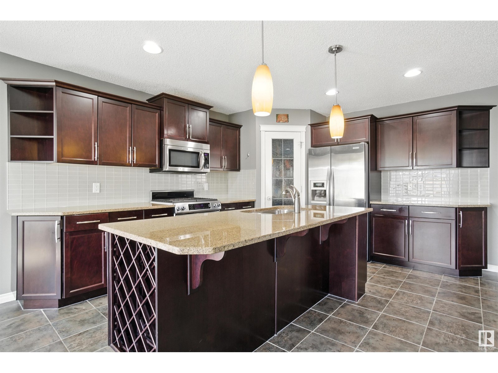 Photo 61 of 16713 58 A St Nw, Edmonton AB