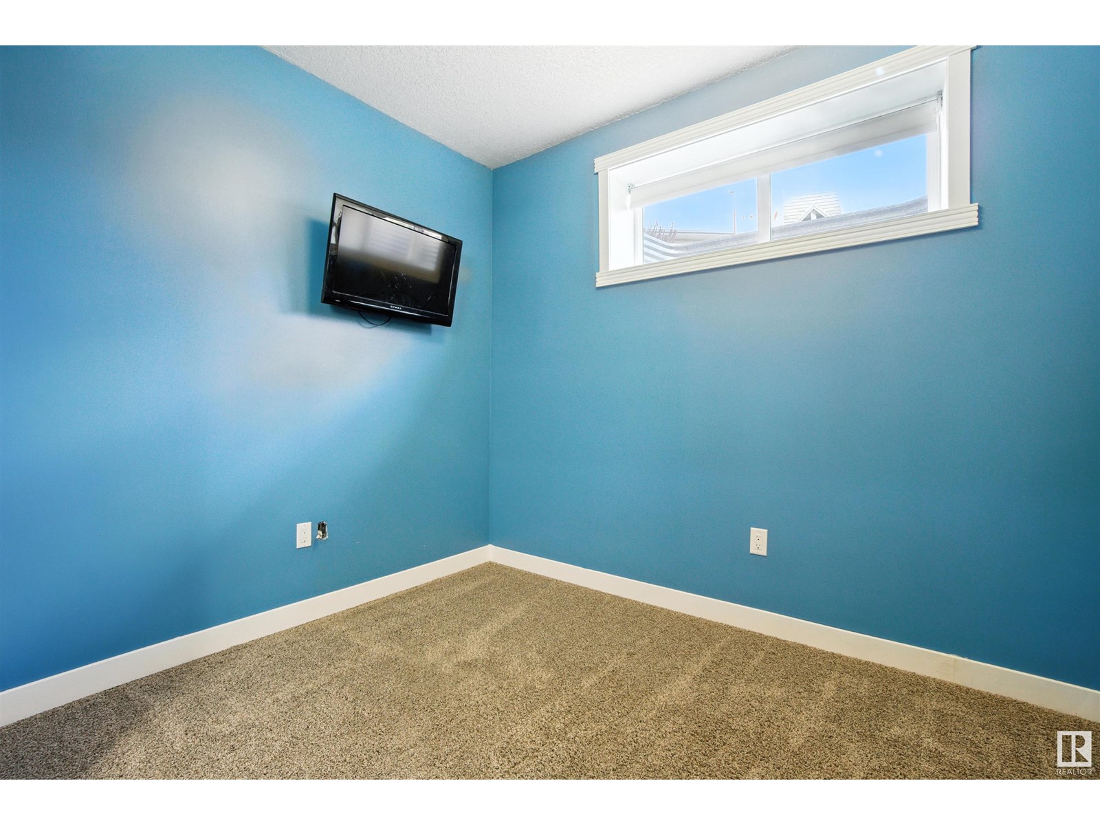Photo 48 of 16713 58 A St Nw, Edmonton AB