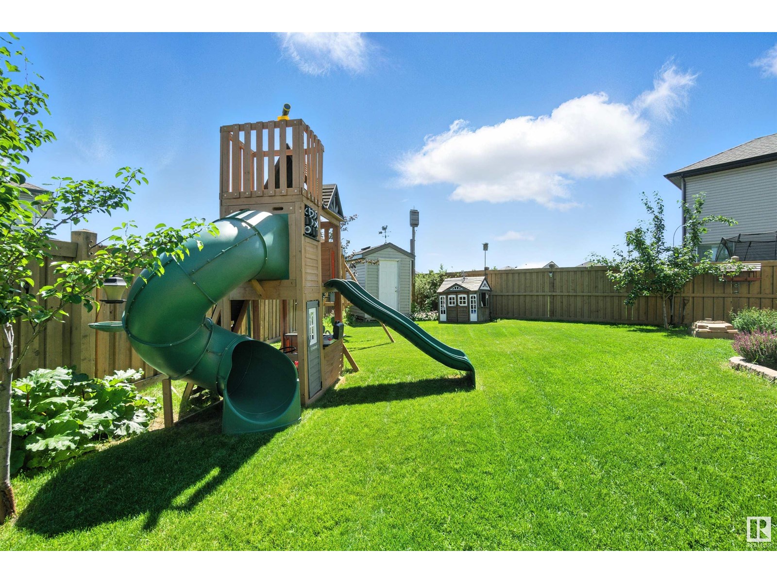 Photo 74 of 16713 58 A St Nw, Edmonton AB