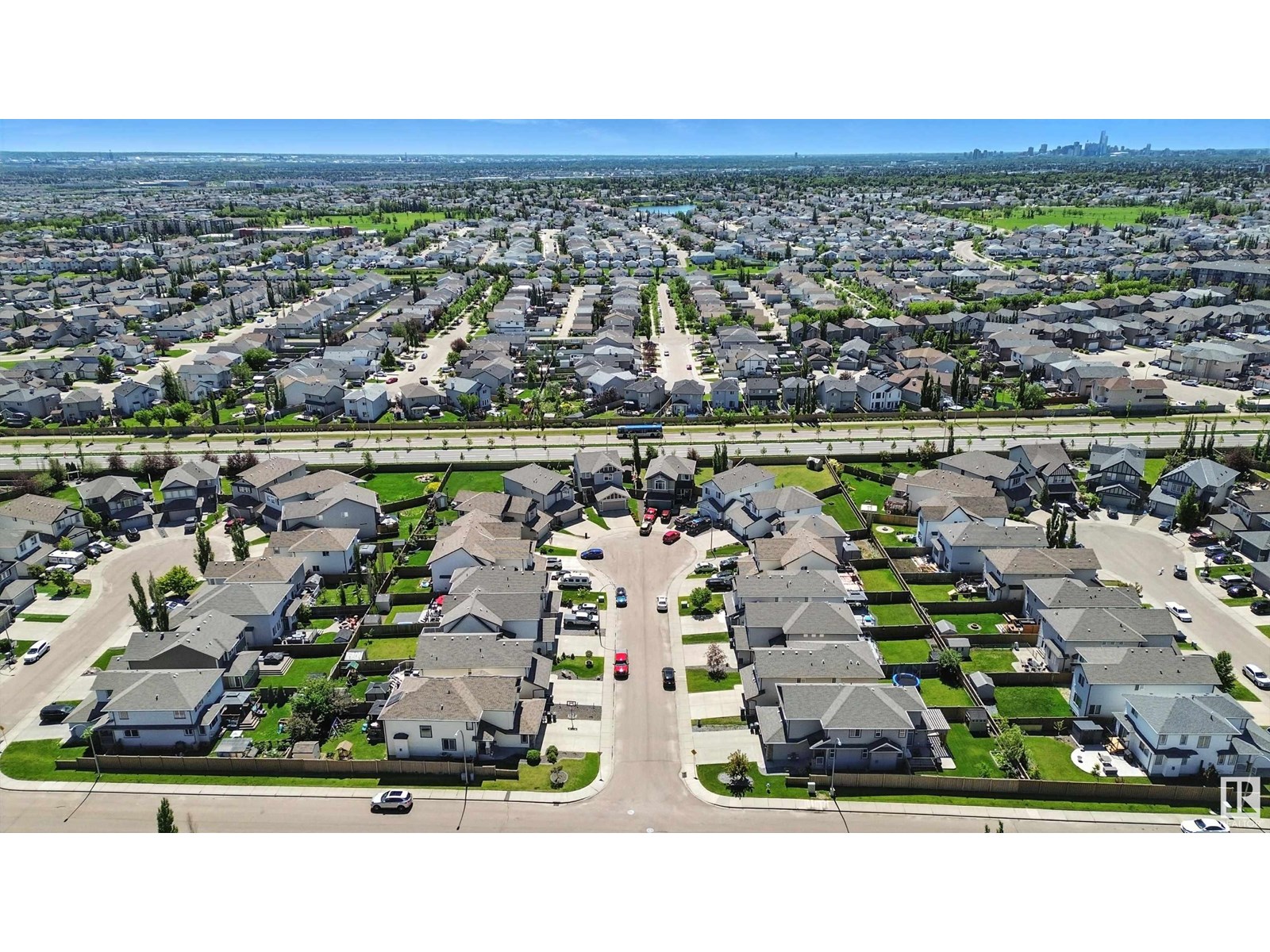Photo 39 of 16713 58 A St Nw, Edmonton AB