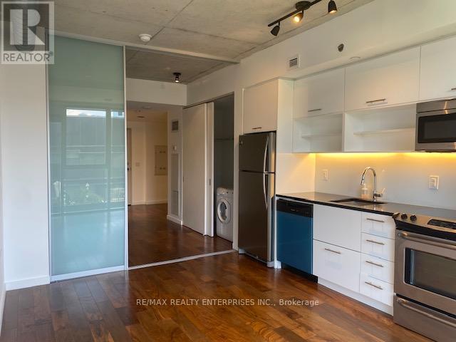 Photo 20 of 715 32 Trolley Crescent, Toronto ON