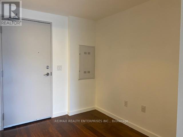 Photo 29 of 715 32 Trolley Crescent, Toronto ON