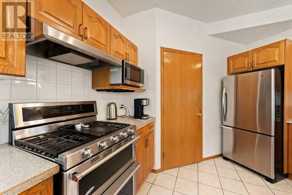 Single Family House for Sale in  Harvest Hills Drive NE Harvest Hills Calgary 