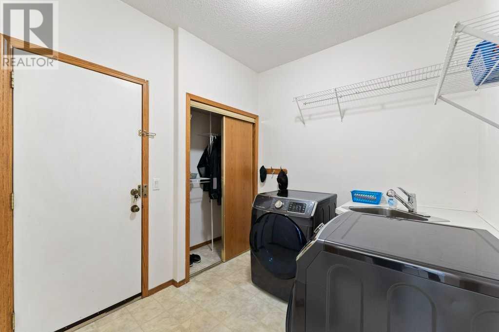 Single Family House for Sale in  Harvest Hills Drive NE Harvest Hills Calgary 