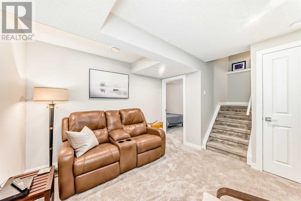 Single Family House for Sale in  Eversyde Circle SW Evergreen Calgary 
