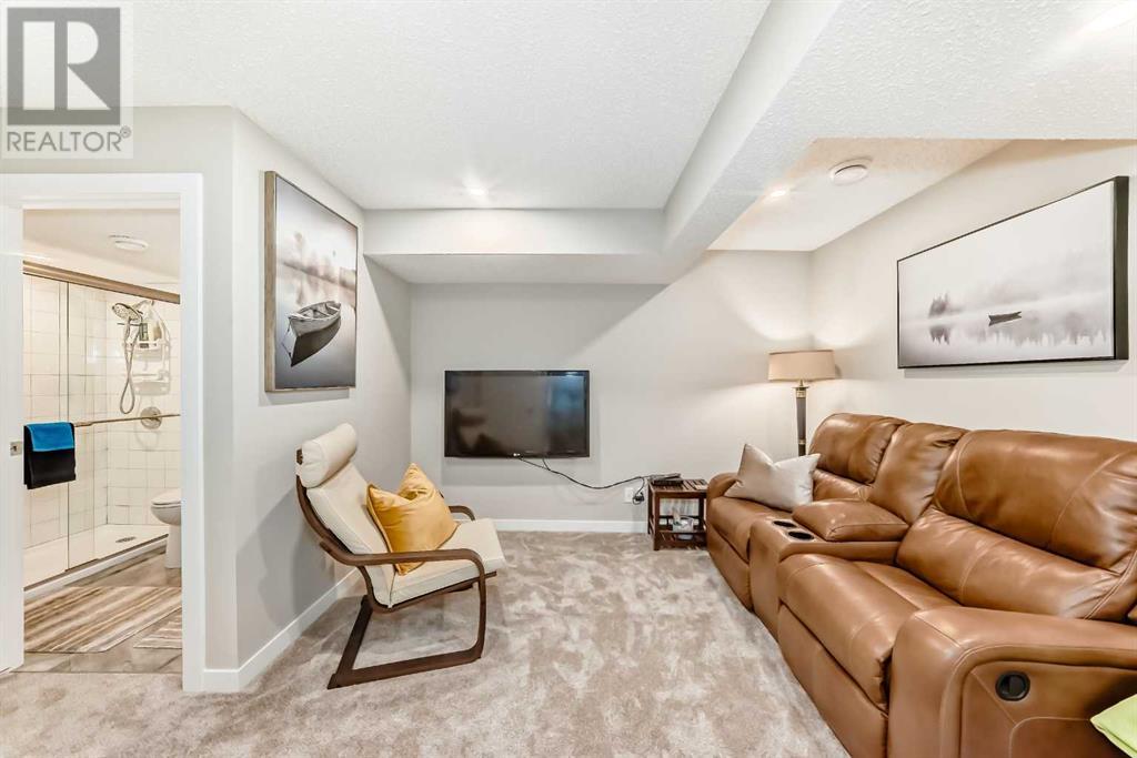 Single Family House for Sale in  Eversyde Circle SW Evergreen Calgary 