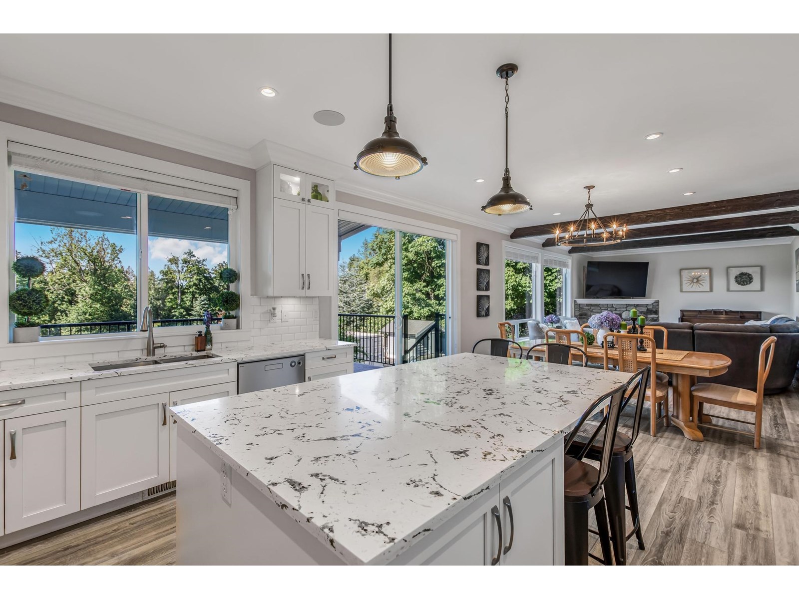 Photo 13 of 24925 40 Avenue, Langley BC