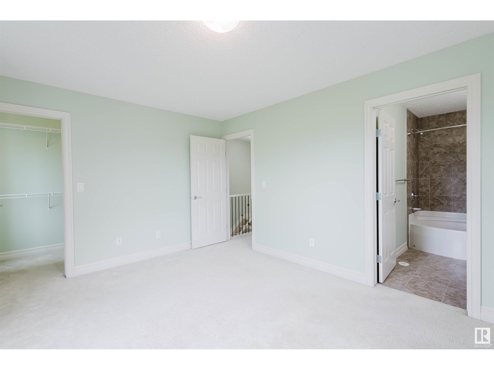 Photo 29 of 96 2003 Rabbit Hill Rd Nw, Edmonton AB