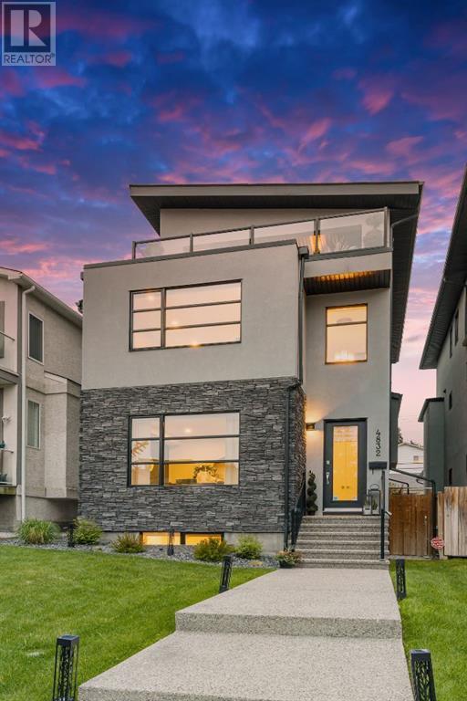 Single Family House for Sale in   Avenue NW Montgomery Calgary 