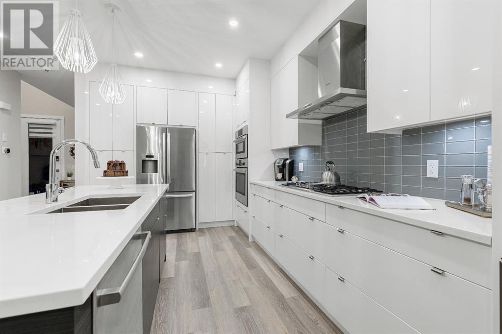 Single Family House for Sale in   Avenue NW Montgomery Calgary 