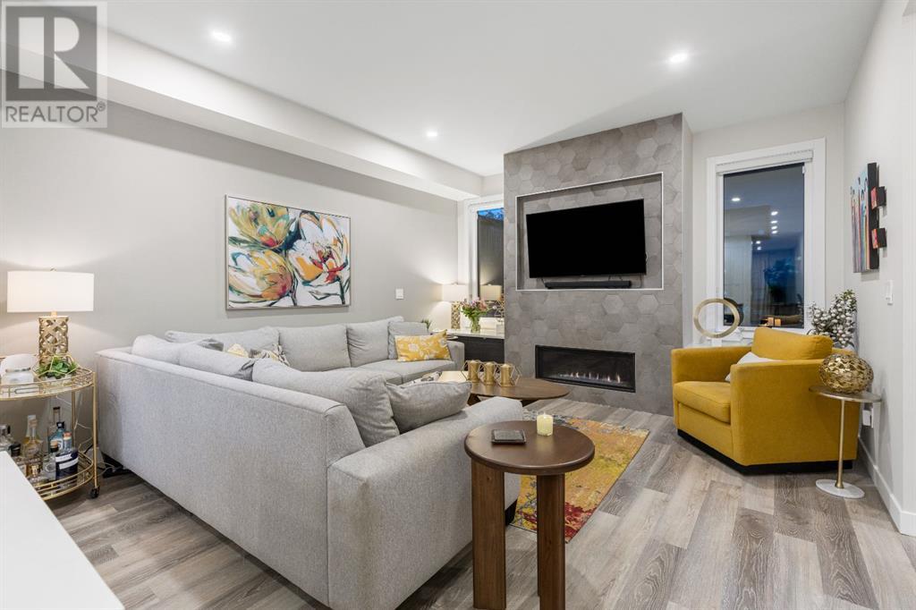 Single Family House for Sale in   Avenue NW Montgomery Calgary 