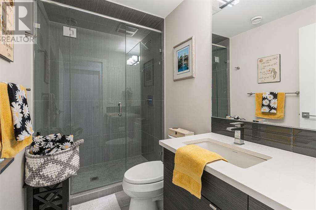 Single Family House for Sale in   Avenue NW Montgomery Calgary 