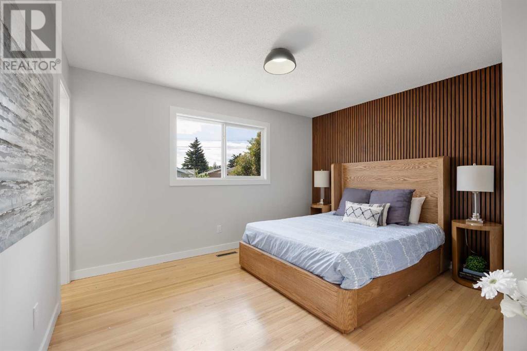 1456 Pensacola Way SE, Calgary, Alberta