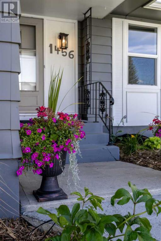 Single Family House Bungalow for Sale in  Pensacola Way SE Penbrooke Meadows Calgary 