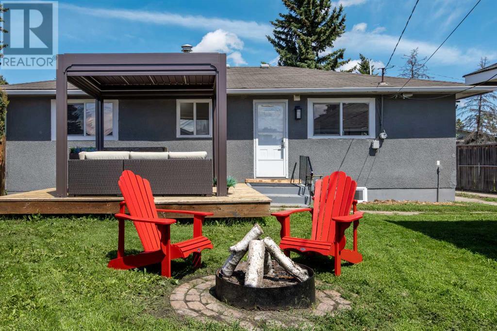 Single Family House Bungalow for Sale in  Pensacola Way SE Penbrooke Meadows Calgary 