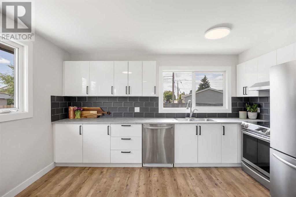 Single Family House Bungalow for Sale in  Pensacola Way SE Penbrooke Meadows Calgary 