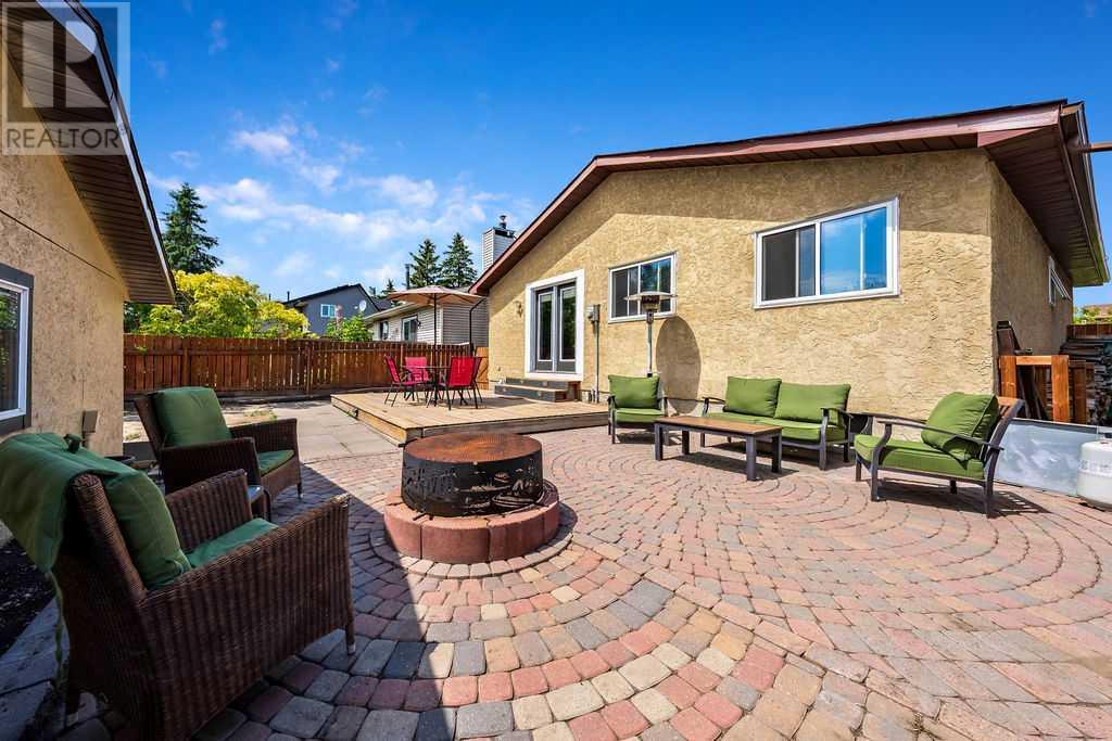 Single Family House Bungalow for Sale in  Falwood Place NE Falconridge Calgary 