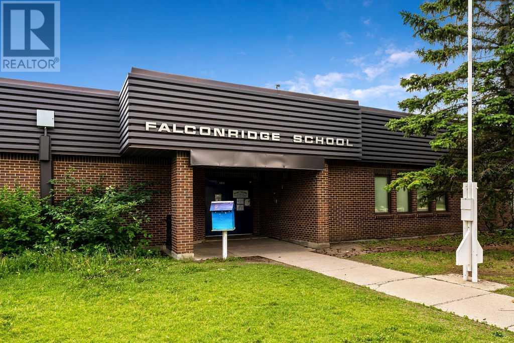 Single Family House Bungalow for Sale in  Falwood Place NE Falconridge Calgary 
