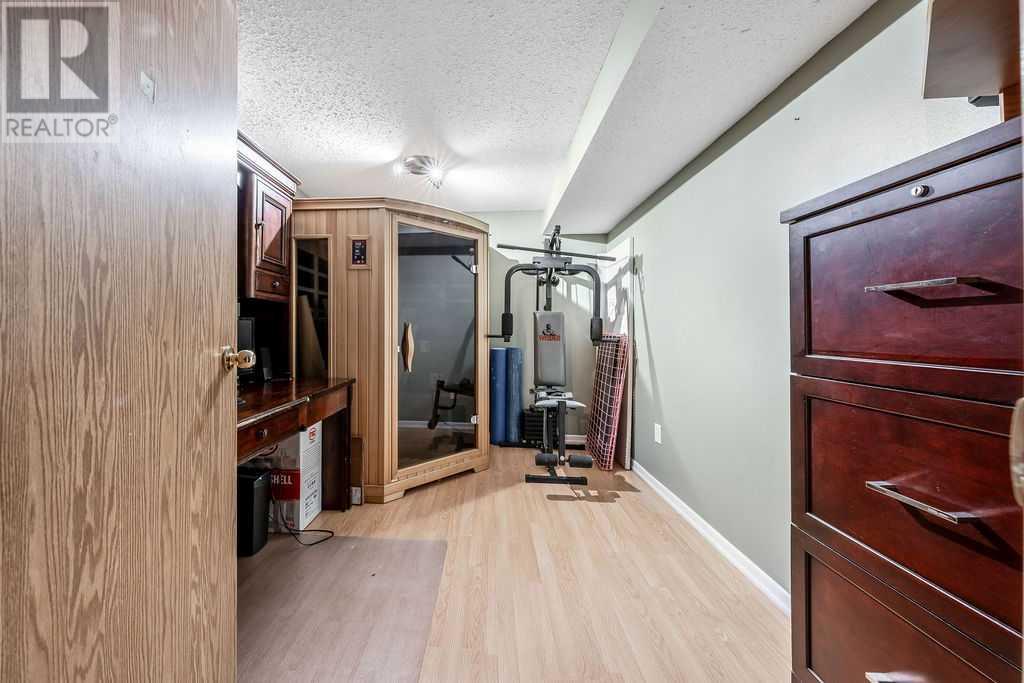Single Family House Bungalow for Sale in  Falwood Place NE Falconridge Calgary 