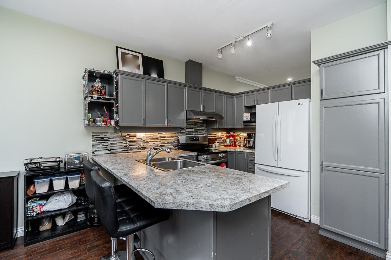 Photo 17 of 1 14877 58 Avenue, Surrey BC
