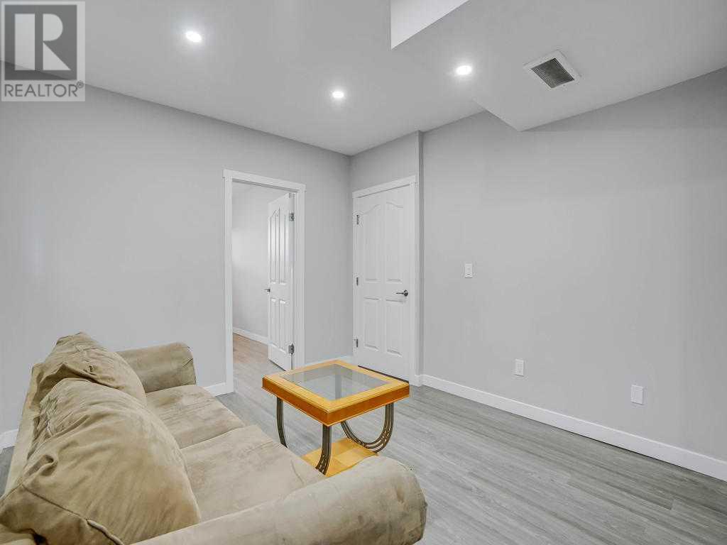 Single Family House Bi-level for Sale in  Tarawood Close NE Taradale Calgary 