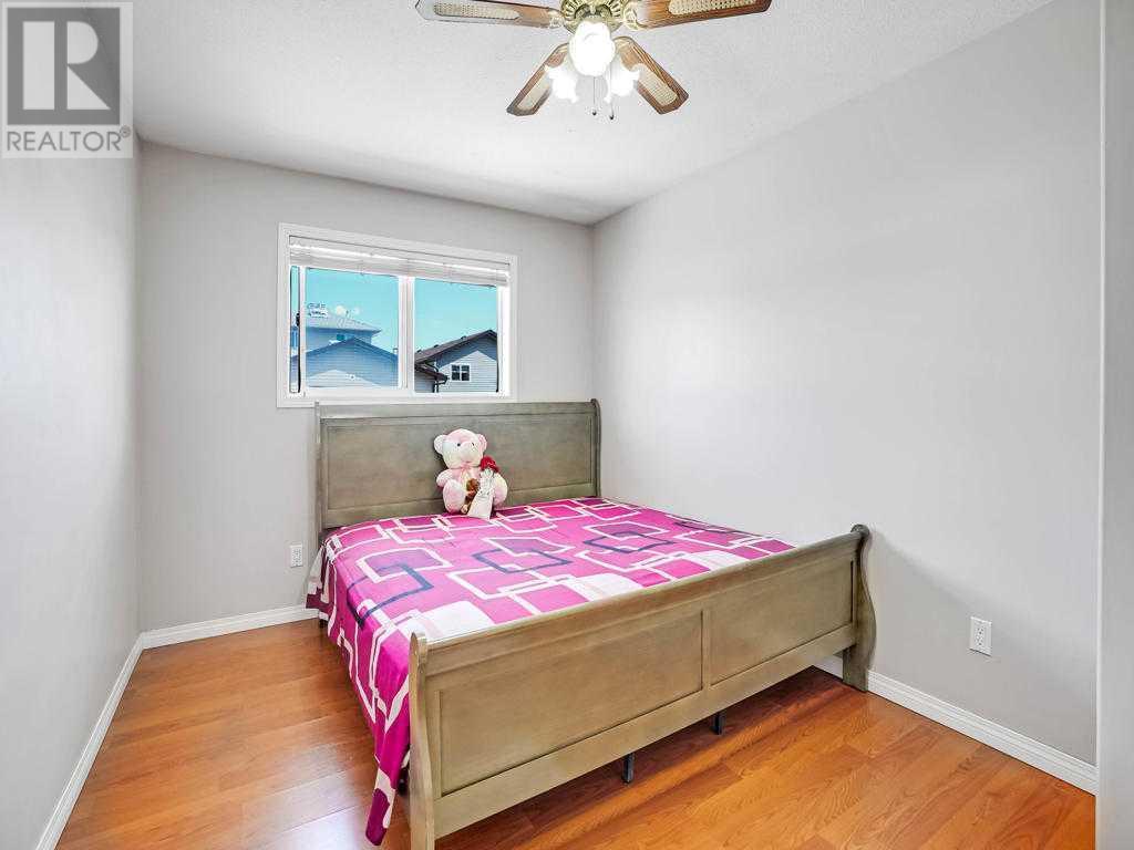 Single Family House Bi-level for Sale in  Tarawood Close NE Taradale Calgary 