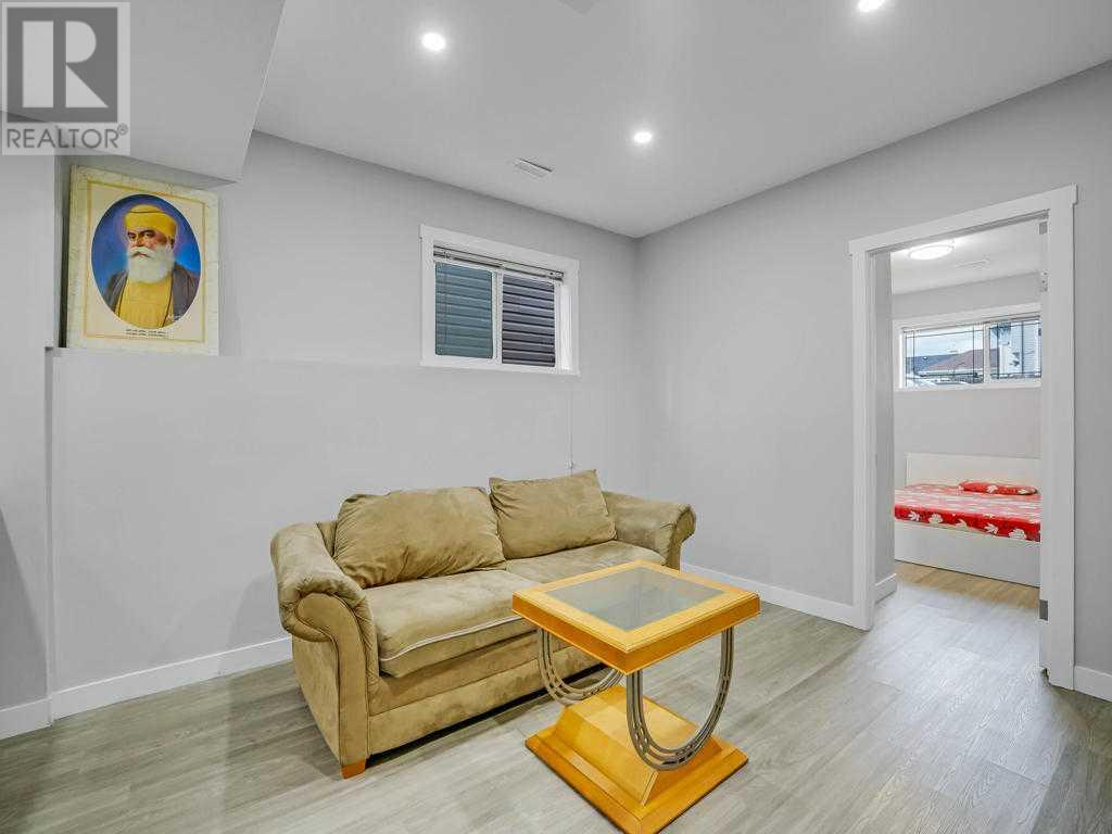 Single Family House Bi-level for Sale in  Tarawood Close NE Taradale Calgary 