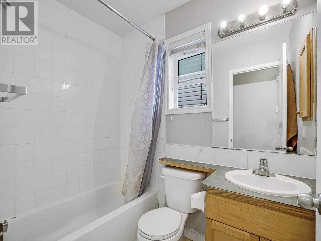 Single Family House Bi-level for Sale in  Tarawood Close NE Taradale Calgary 