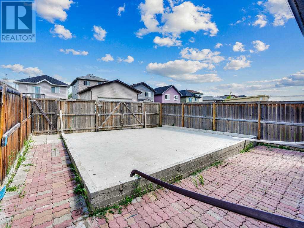 Single Family House Bi-level for Sale in  Tarawood Close NE Taradale Calgary 